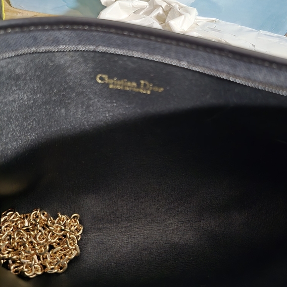Vintage Dior clutch turned into a crossbody. - Picture 4 of 6